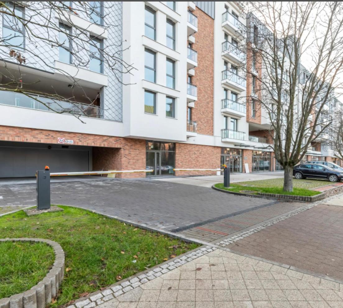 Green Apartment Gdansk Z Garazem ภายนอก รูปภาพ
